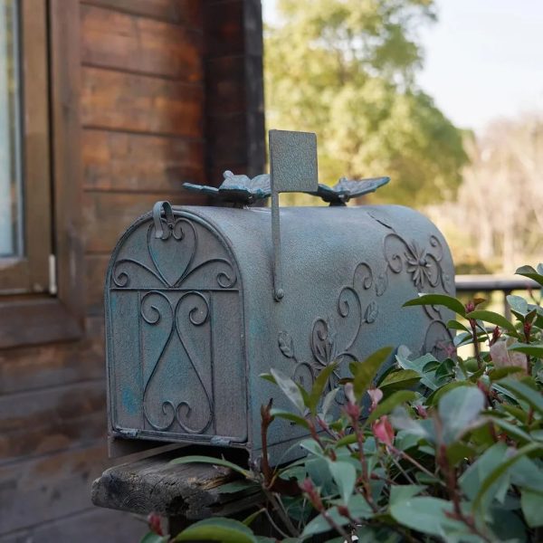 Heavy Duty Galvanized Steel Mailbox - Image 6