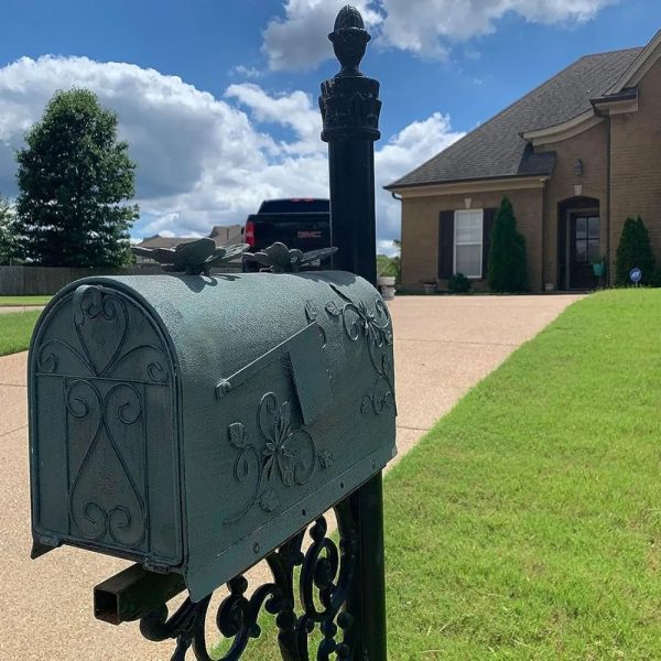 Heavy Duty Galvanized Steel Mailbox - Image 2