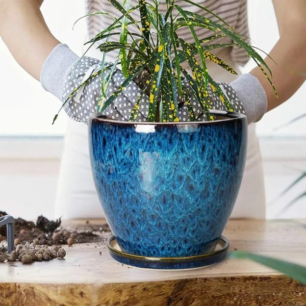 10 Inch Ceramic Flower Pot With Drainage Hole and Saucer - Image 4
